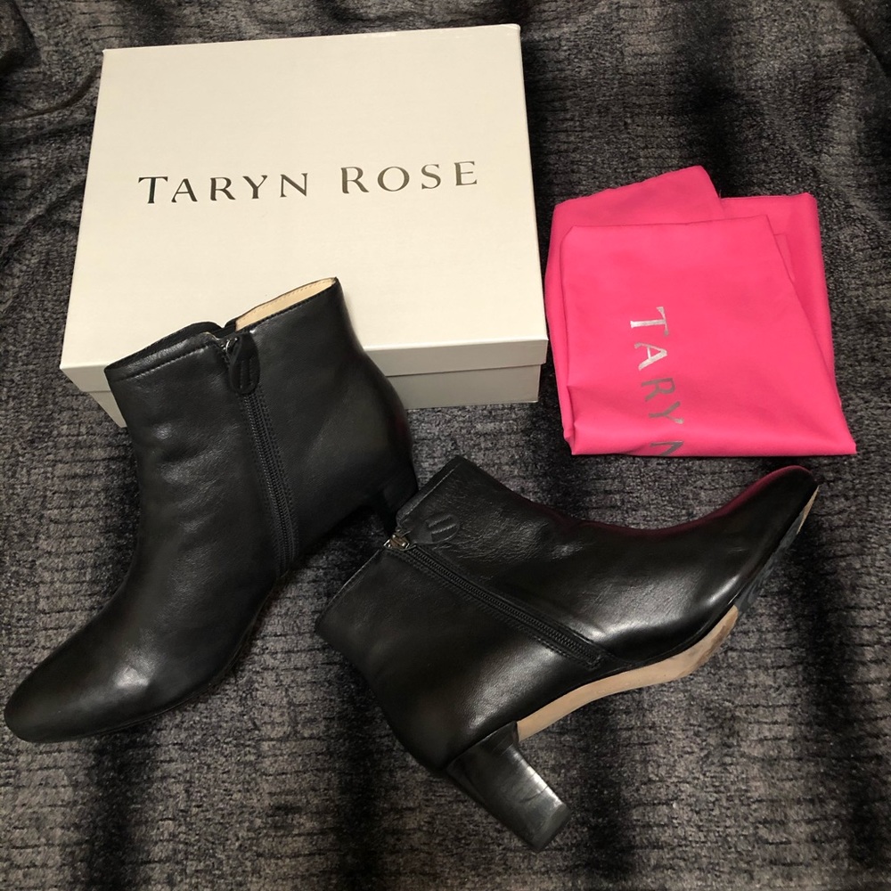EUC Taryn Rose Devan Nappa Leather Boots Size 11